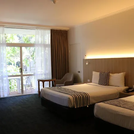 Absolute Beachfront Opal Cove Resort-2